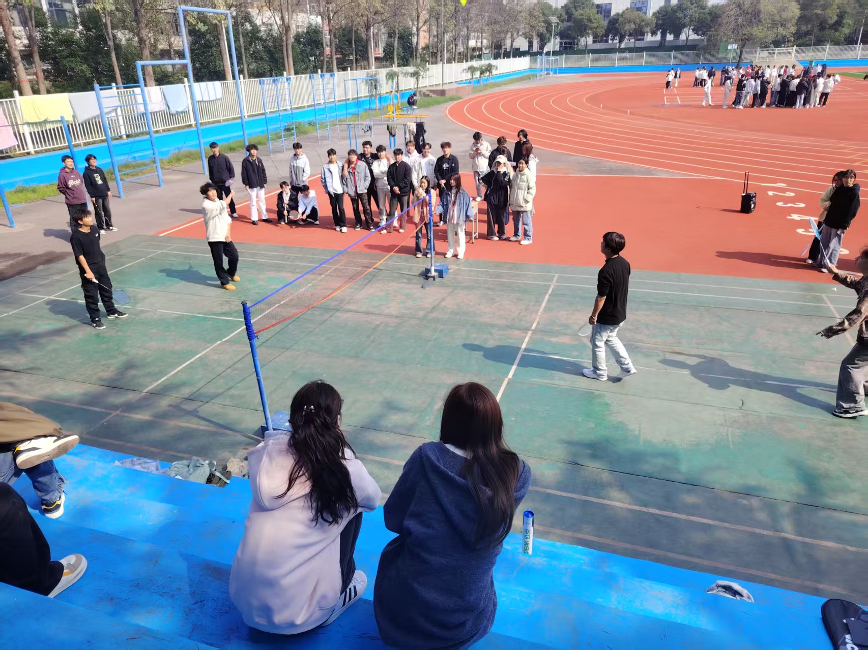 d3eef9b081074619a537ee98e873d10d.jpg