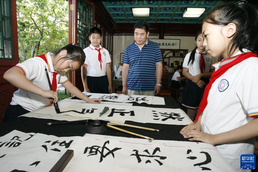 贯通中华文脉 照亮复兴之路——党的十八大以来以习近平同志为核心的党中央激活中华文化的历史性贡献述评