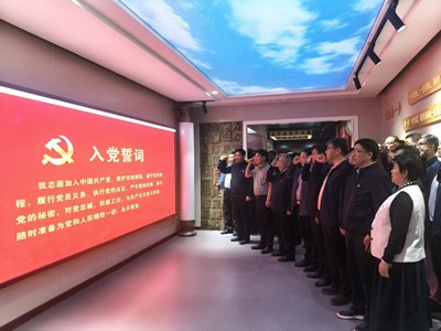 河南林业职业学院赴偃师区 一体推进 “三不腐” 教育展馆开展警示教育