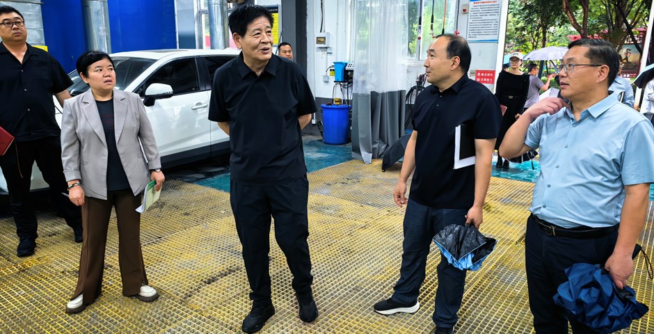 学校组织国庆节前安全大检查