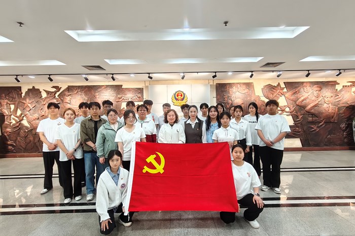 园林园艺学院学工党支部赴洛阳警察博物馆开展主题党日活动