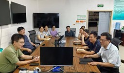 校党委副书记王新建深入智能制造与装备学院调研